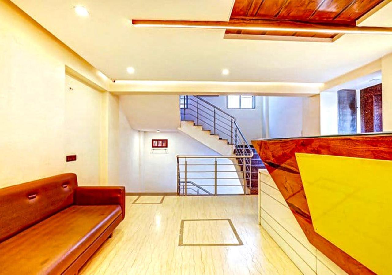 Hotel Deepali Executive ออรังกาบัด ภายนอก รูปภาพ