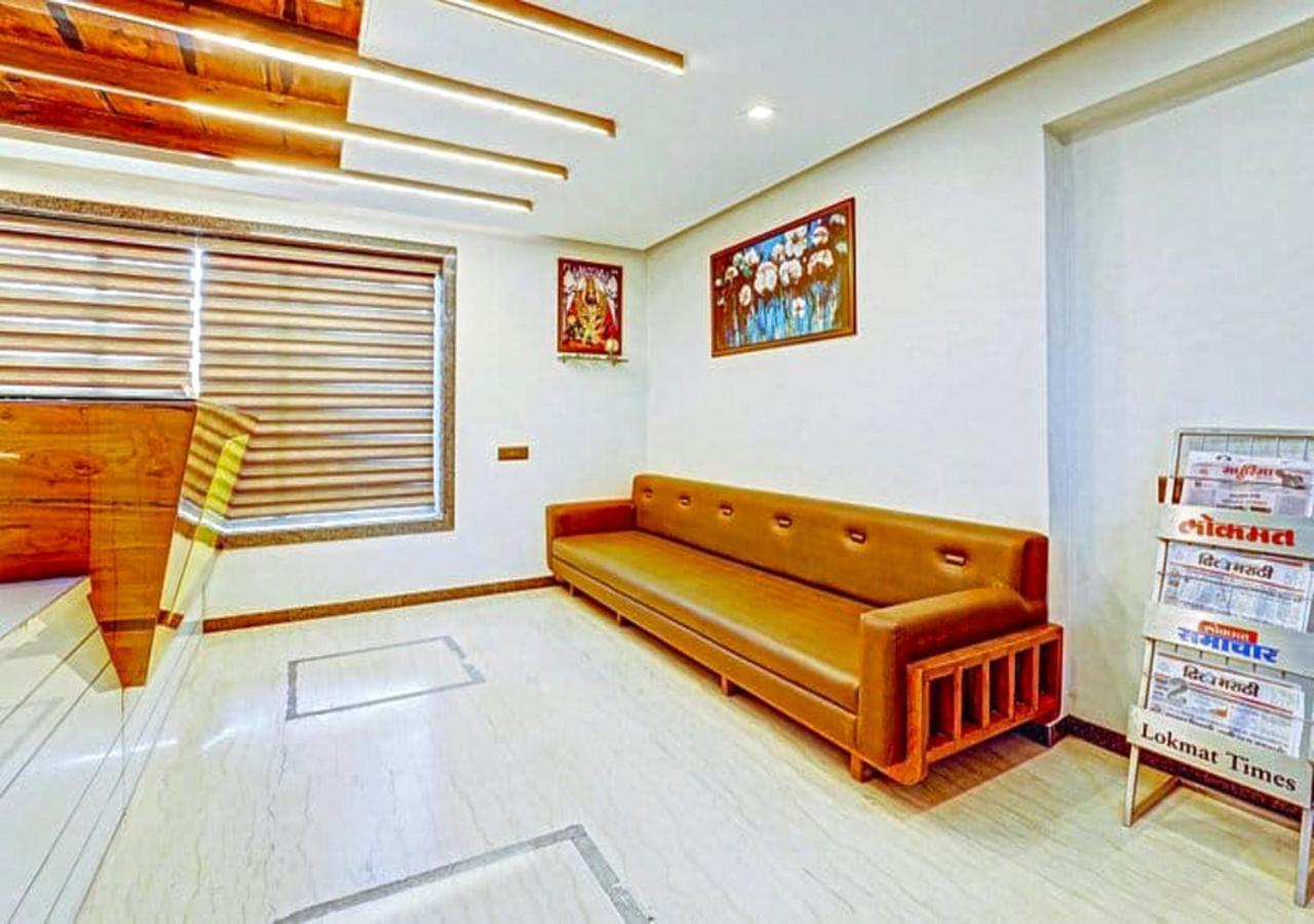 Hotel Deepali Executive ออรังกาบัด ภายนอก รูปภาพ